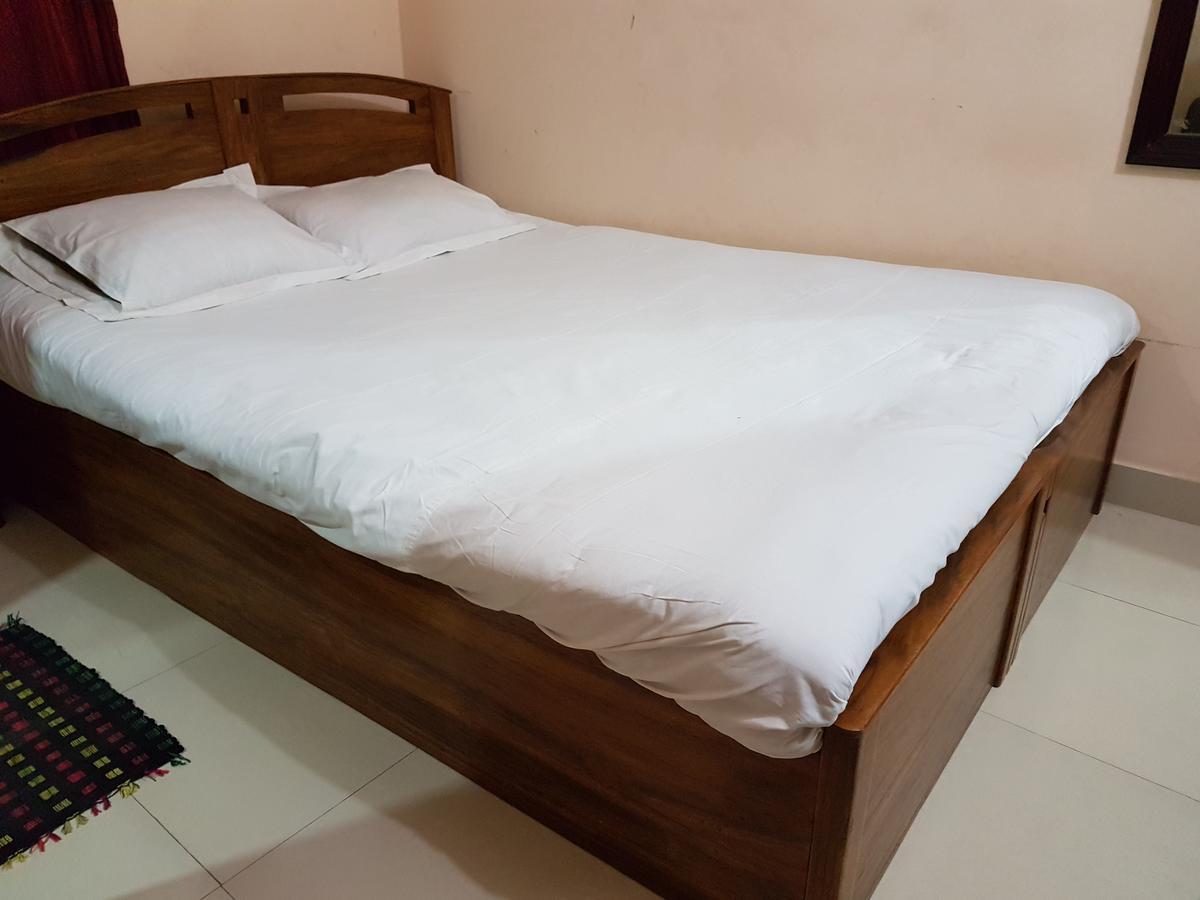 Hotel Diamond Park Dakhin Kattali Luaran gambar