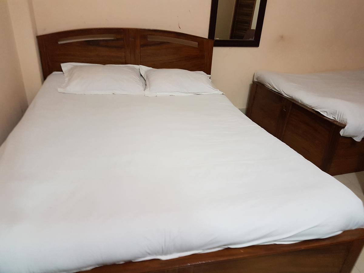 Hotel Diamond Park Dakhin Kattali Luaran gambar